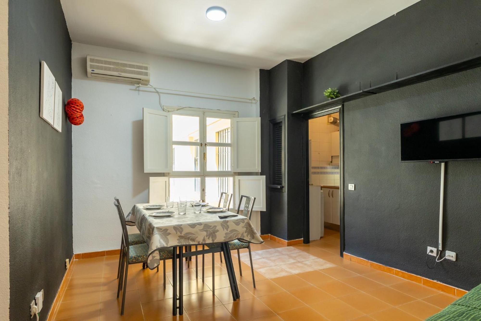 Conde Center Premium Suites, Free Parking Siviglia Esterno foto