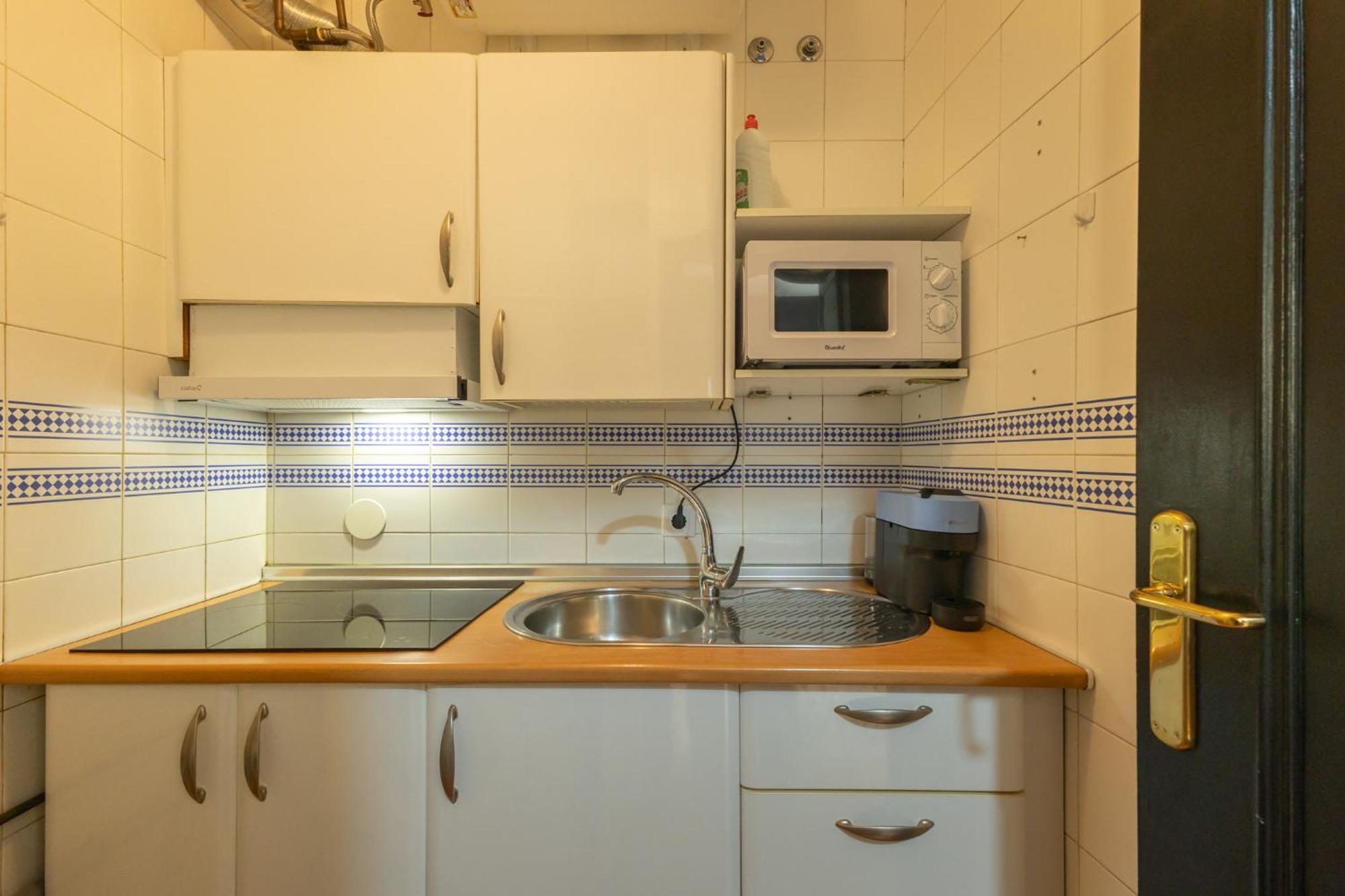 Conde Center Premium Suites, Free Parking Siviglia Esterno foto