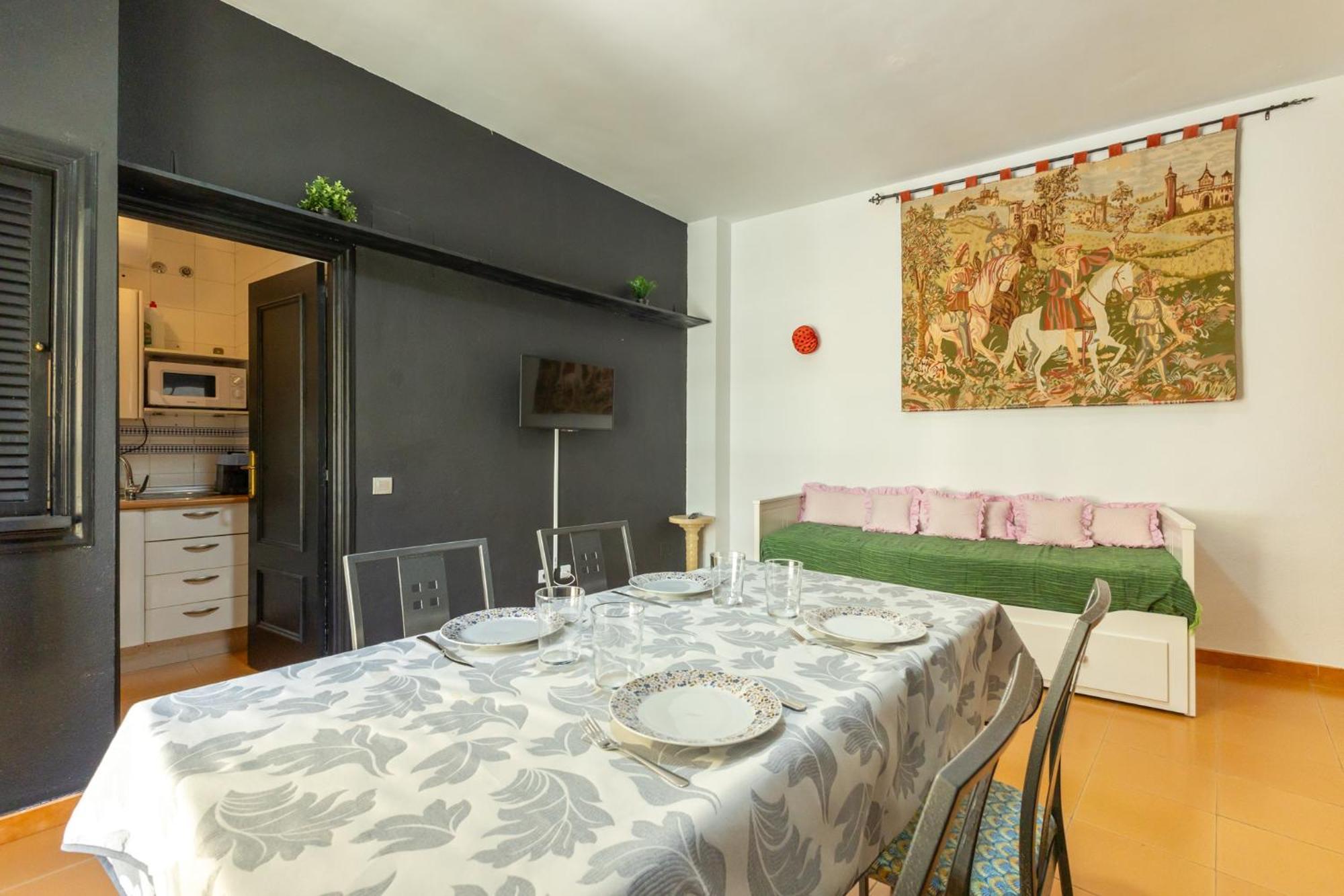 Conde Center Premium Suites, Free Parking Siviglia Esterno foto