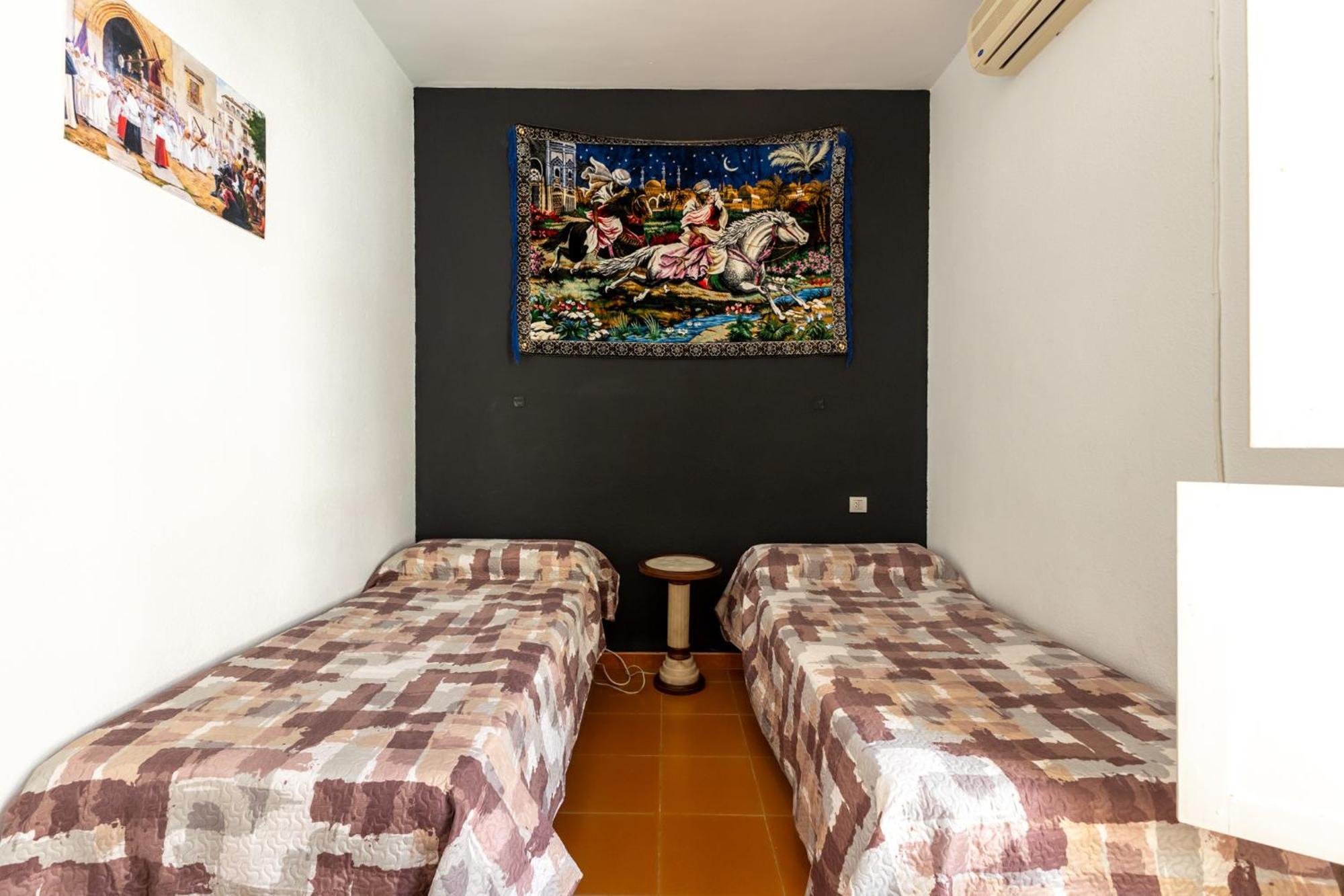 Conde Center Premium Suites, Free Parking Siviglia Esterno foto